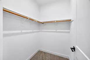 9853 Traveler Ct, Elk Grove, CA 95624 - Photo 45