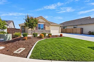 9853 Traveler Ct, Elk Grove, CA 95624 - Photo 3