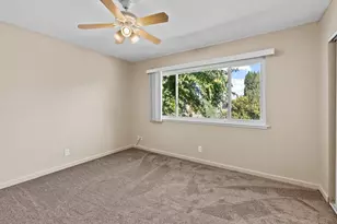 4529 Greenholme Dr, Sacramento, CA 95842 - Photo 11