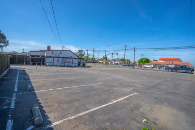 1725 E Pacheco Boulevard, Los Banos, CA 93635 - Photo 5