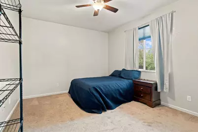 976 Trafalgar Circle, Galt, CA 95632 - Photo 9