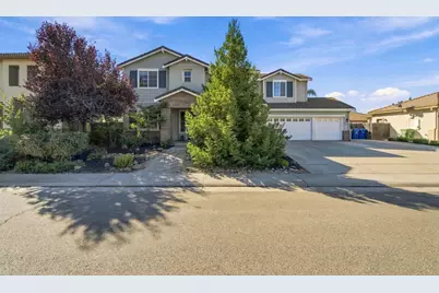976 Trafalgar Circle, Galt, CA 95632 - Photo 1