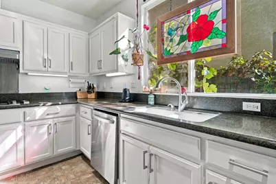 976 Trafalgar Circle, Galt, CA 95632 - Photo 17