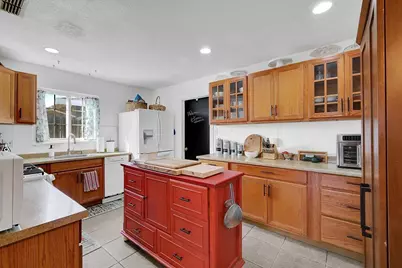 7001 Chandler Drive, Sacramento, CA 95828 - Photo 3