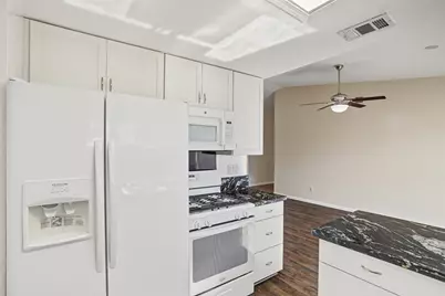 9668 Elmira Circle, Sacramento, CA 95827 - Photo 15