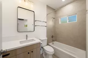 1025 Las Palmas Ave, Sacramento, CA 95815 - Photo 21
