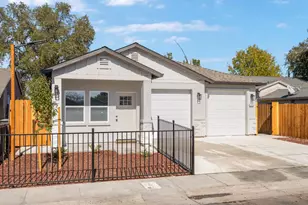 1025 Las Palmas Ave, Sacramento, CA 95815 - Photo 3