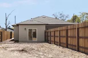 1025 Las Palmas Ave, Sacramento, CA 95815 - Photo 49