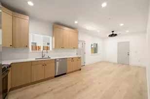 1025 Las Palmas Ave, Sacramento, CA 95815 - Photo 37