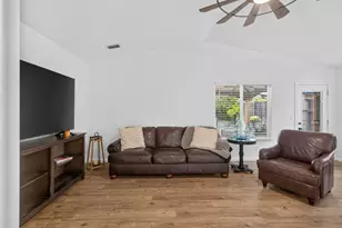 6723 Sun Acer Way, Rio Linda, CA 95673 - Photo 11