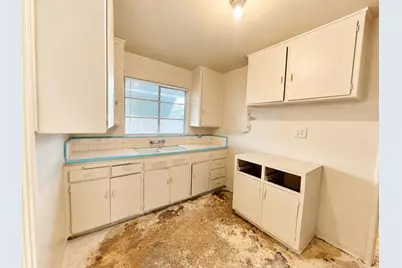2545 N Millbrook Avenue, Fresno, CA 93703 - Photo 13