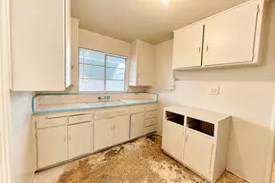2545 N Millbrook Ave, Fresno, CA 93703 - Photo 13