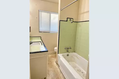 2545 N Millbrook Avenue, Fresno, CA 93703 - Photo 17