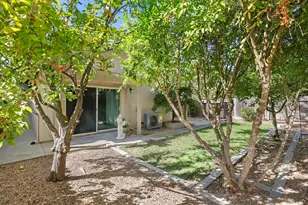 2305 Dinwiddie Way, Elk Grove, CA 95758 - Photo 37