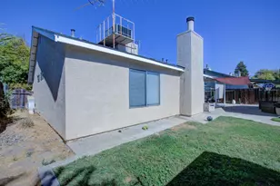 2700 Mill Oak Dr, Modesto, CA 95355 - Photo 37