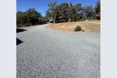 40796 Highway 49, Oakhurst, CA 93644 - Photo 29