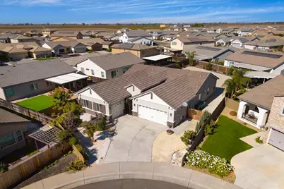 1827 Tulip Court, Lodi, CA 95242 - Photo 3