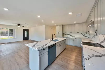4564 Ardmore Avenue, Olivehurst, CA 95961 - Photo 11
