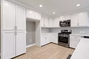 1949 Sierra Ct, Merced, CA 95340 - Photo 3