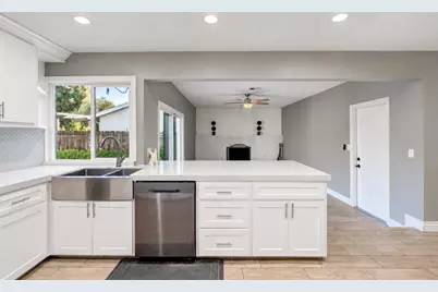 1949 Sierra Court, Merced, CA 95340 - Photo 7