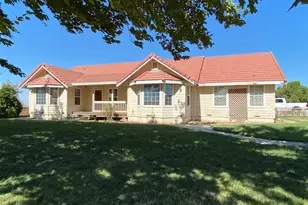 17998 Billy Wright Rd, Los Banos, CA 93635 - Photo 1