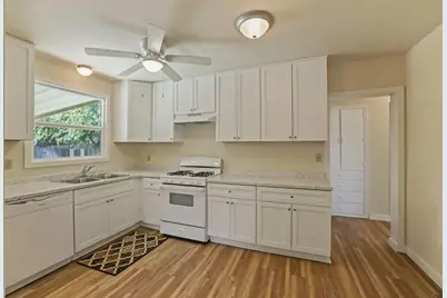 1954 Oxford Way, Stockton, CA 95204 - Photo 13
