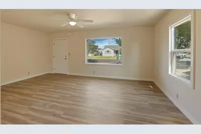1954 Oxford Way, Stockton, CA 95204 - Photo 9