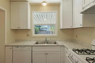1954 Oxford Way, Stockton, CA 95204 - Photo 15