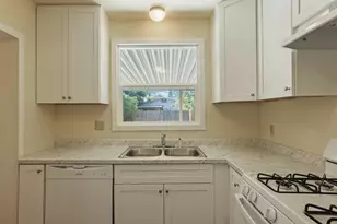 1954 Oxford Way, Stockton, CA 95204 - Photo 15