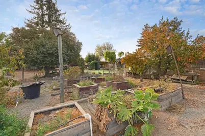 16580 E Highway 88, Lockeford, CA 95237 - Photo 41