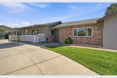 1861 Montezuma Street, Stockton, CA 95205 - Photo 5