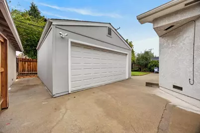 69 Primrose Way, Sacramento, CA 95819 - Photo 43