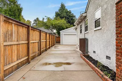 69 Primrose Way, Sacramento, CA 95819 - Photo 45
