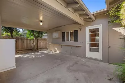 580 Camellia Street, Turlock, CA 95380 - Photo 33