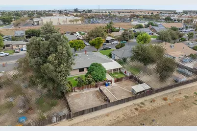 817 Nickel Street, Los Banos, CA 93635 - Photo 75