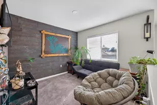 1900 Danbrook Dr, Sacramento, CA 95835 - Photo 13