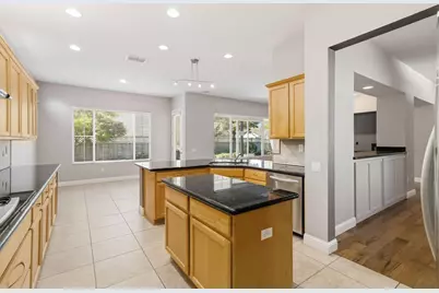 101 Homewood Court, Roseville, CA 95747 - Photo 15