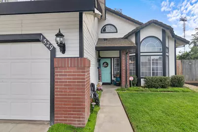 1529 Michele Way, Escalon, CA 95320 - Photo 5