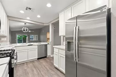 9080 Pebble Field Way, Sacramento, CA 95829 - Photo 7