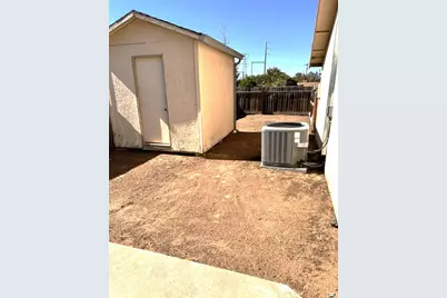 420 W North Street, Manteca, CA 95336 - Photo 21
