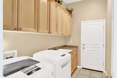 4001 Cortona Drive, Modesto, CA 95356 - Photo 51