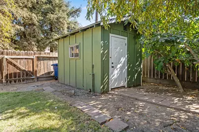 1708 Opal Avenue, Modesto, CA 95350 - Photo 27