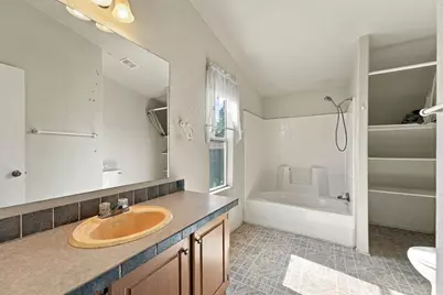 Capital Circle, Sacramento, CA 95828 - Photo 23