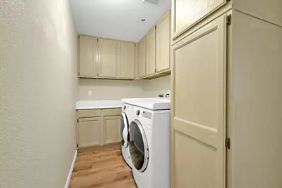 5247 Arden Way, Carmichael, CA 95608 - Photo 19