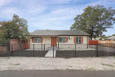 815 S Carroll Avenue, Stockton, CA 95215 - Photo 1