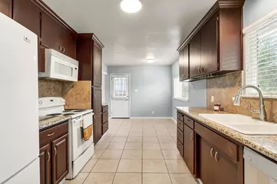 7318 22nd Street, Sacramento, CA 95822 - Photo 17