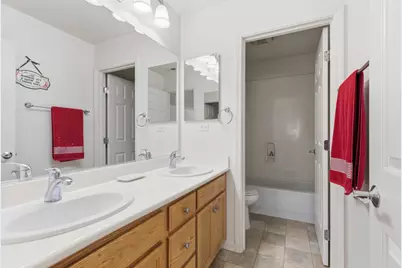385 Shadowberry Place, Lathrop, CA 95330 - Photo 25