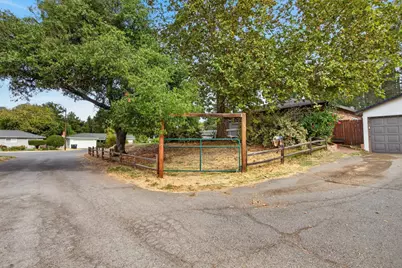 7632 Pratt Avenue, Citrus Heights, CA 95610 - Photo 39