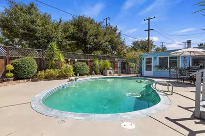 1106 Columbia Way, Modesto, CA 95350 - Photo 31