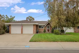 247 Oregon St, Ripon, CA 95366 - Photo 1